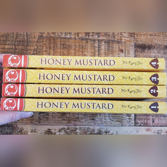 Honey Mustard Graphic Novels Set of 4 - Picture 2 of 2